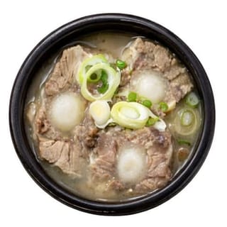 Oxtail Bone Soup (Kkori Seol Leong Tang)