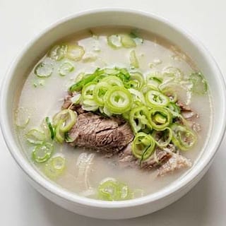 Beef Head Soup (Somuri Gukbob)
