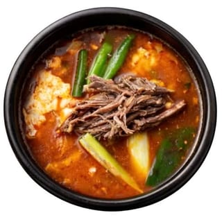 Spicy Shredded Beef Soup (Yuk Gae Jang)